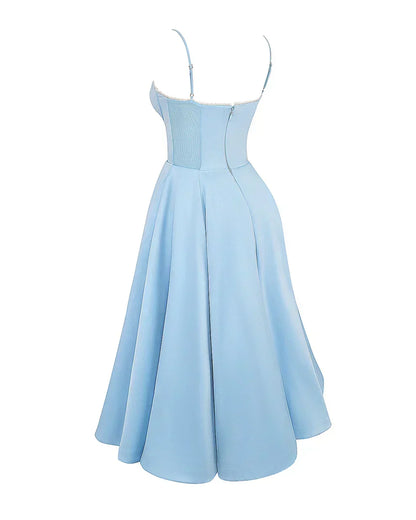 Ausgestelltes Abendkleid