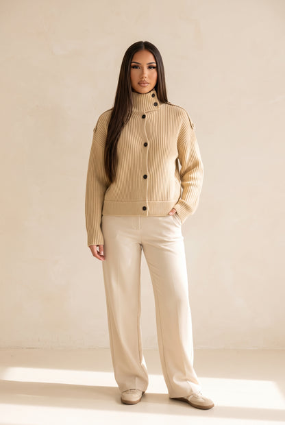 Teddy-Jacke Beige - Model